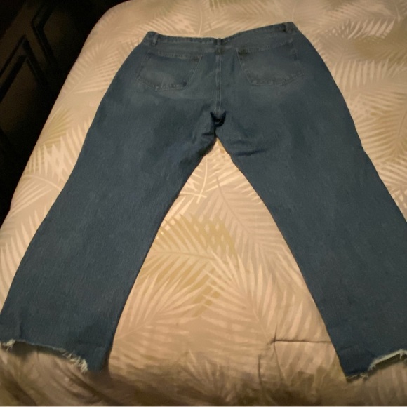 LOFT - Distressed Stretched Denim Jeans With Cut Outs Sz 16 - Picture 5 of 5